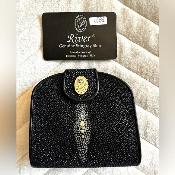 River Stingray Wallet - Picture 5 of 5